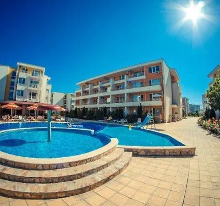 Fortnox Nesebar Family شقة